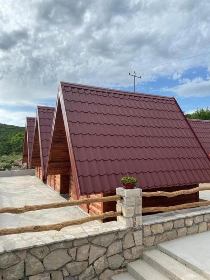Bungalows Kisin Villa Trebinje Bagian luar foto